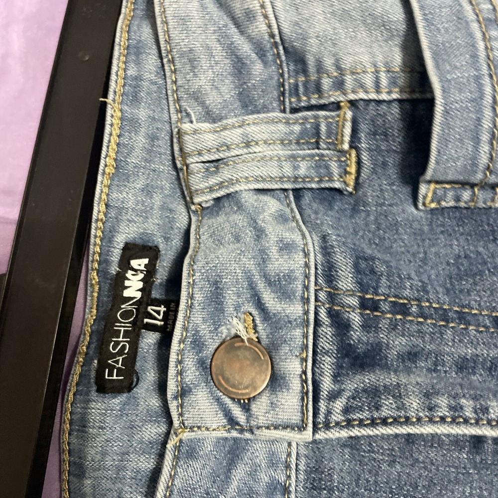 Fashion Nova Skinny Two Tonal contrast Raw Hem Denim Stretch Jeans Size 14 - Picture 7 of 10